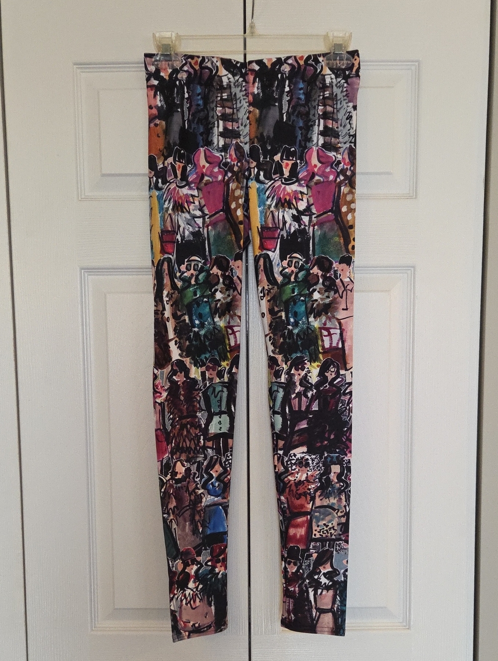 Multicolor Printed Leggings - Vibrant Graphic Design